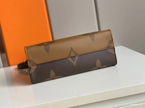 WIS LOUIS PM VUITTON ONTHEGO 0711